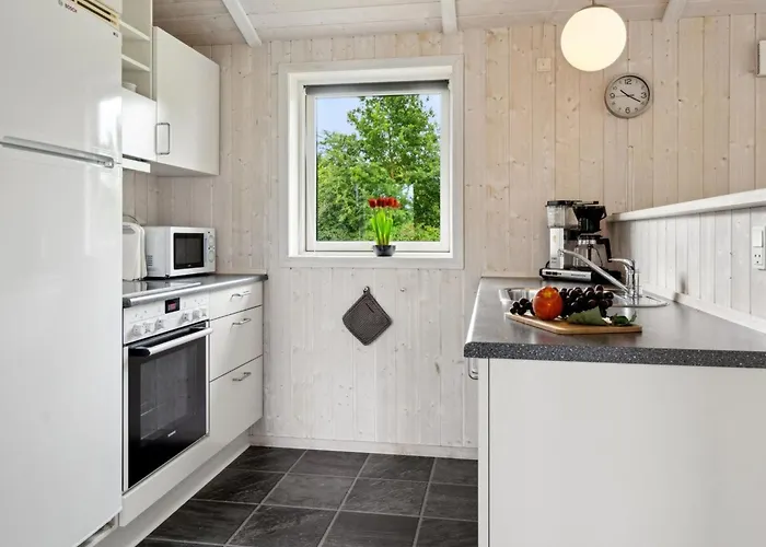 Tayana - 700m From The Sea By Interhome *