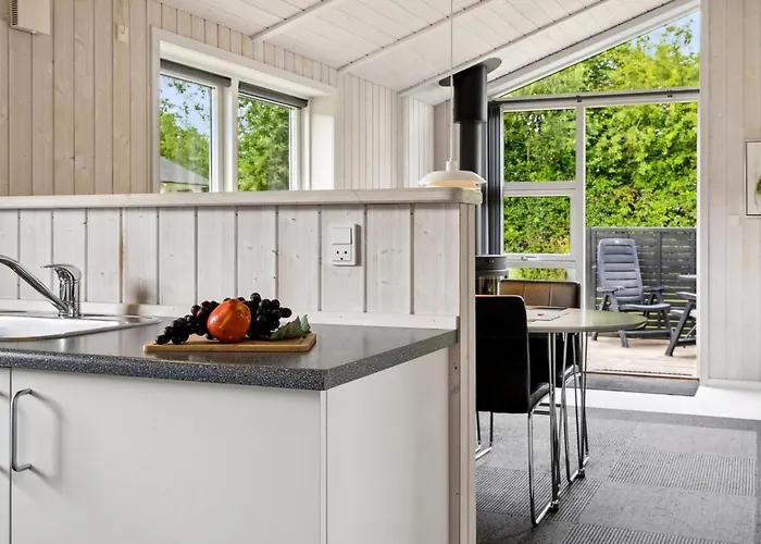 Semesterbostad Tayana - 700m From The Sea By Interhome *