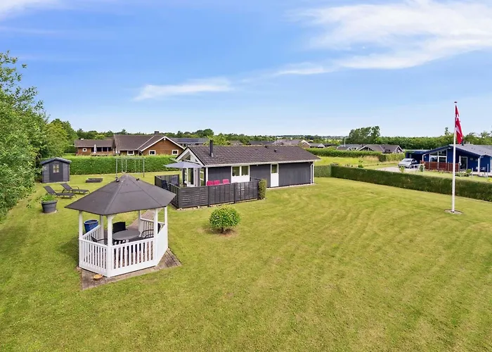 Tayana - 700m From The Sea By Interhome Nedre Lysabild